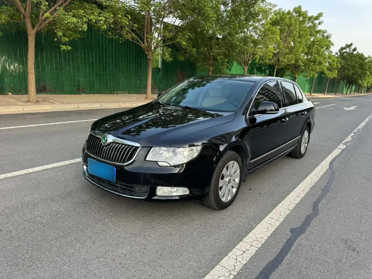 2012 Skoda Superb 1.8T 160HP L4 5MT