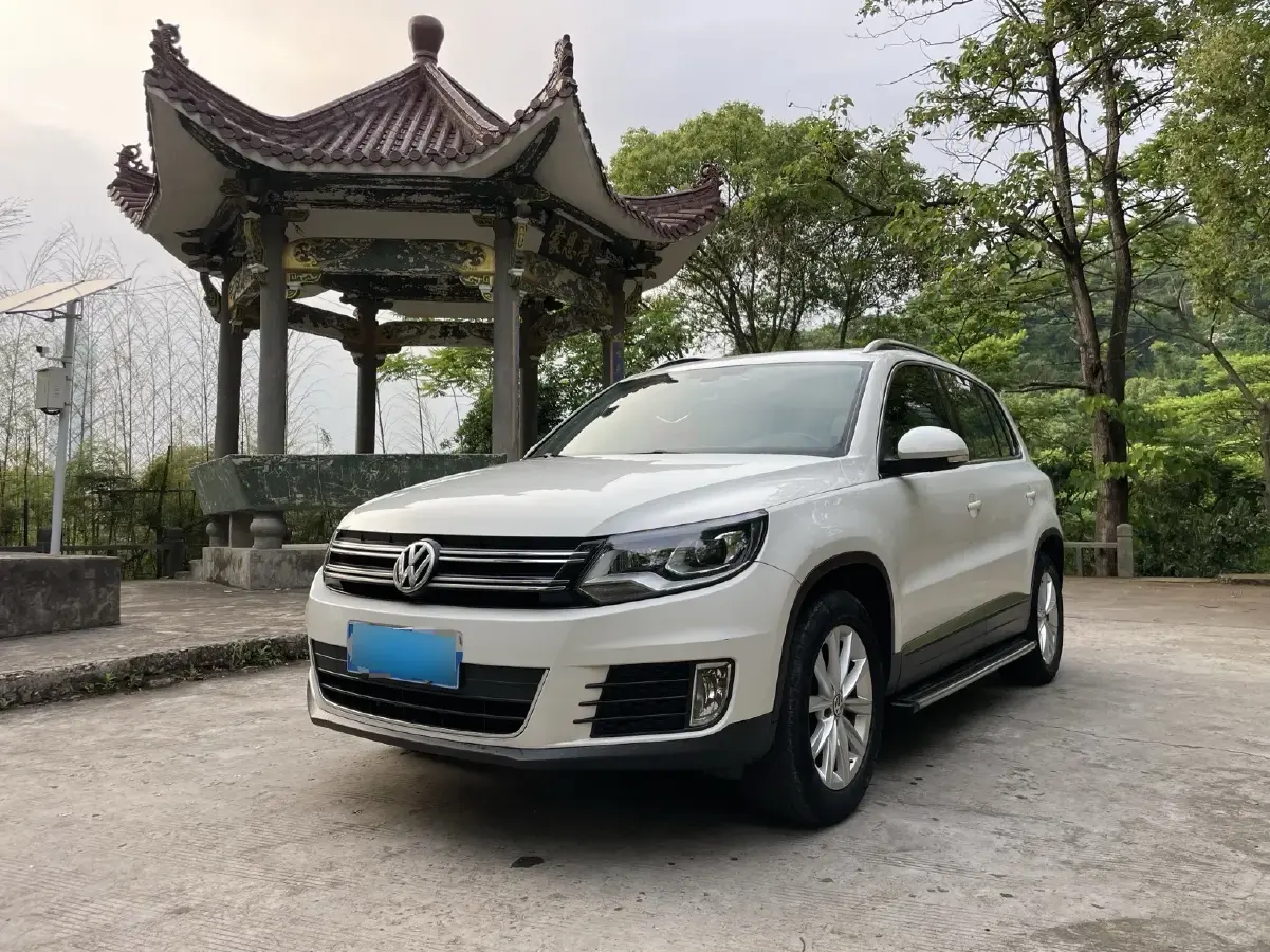 2016 Volkswagen Tiguan 1.4T 150HP L4 6DCT