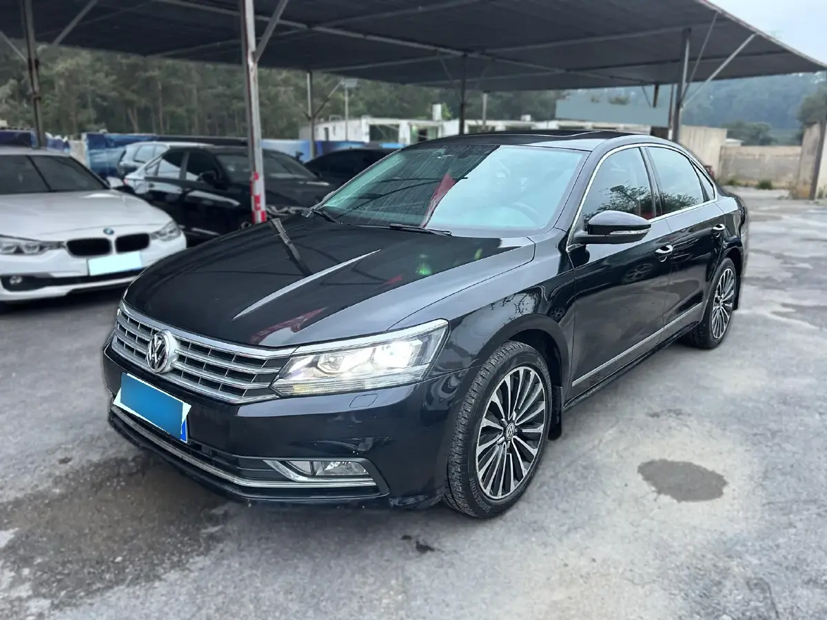 2016 Volkswagen Passat 1.8T 180HP L4 7DCT