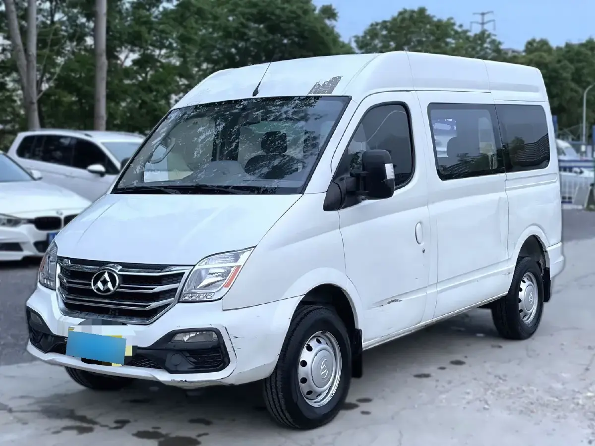 2018 MAXUS XinTu V80 2.5T 136HP L4 6AMT