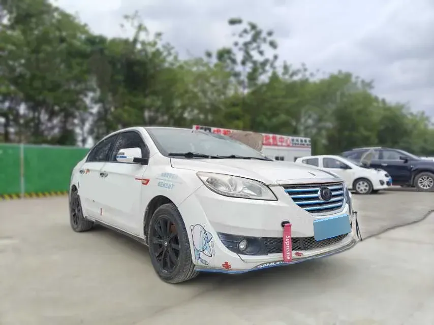 2015 LiFan 720 1.8L 133HP L4 CVT,autocango,china used car exporter,china ev exporter,chinese used car exporter,chinese used ev exporter