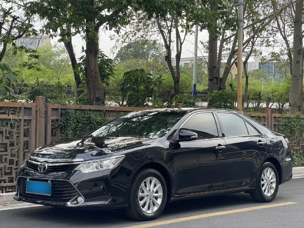 2016 Toyota Camry 2.0L 167HP L4 6AT