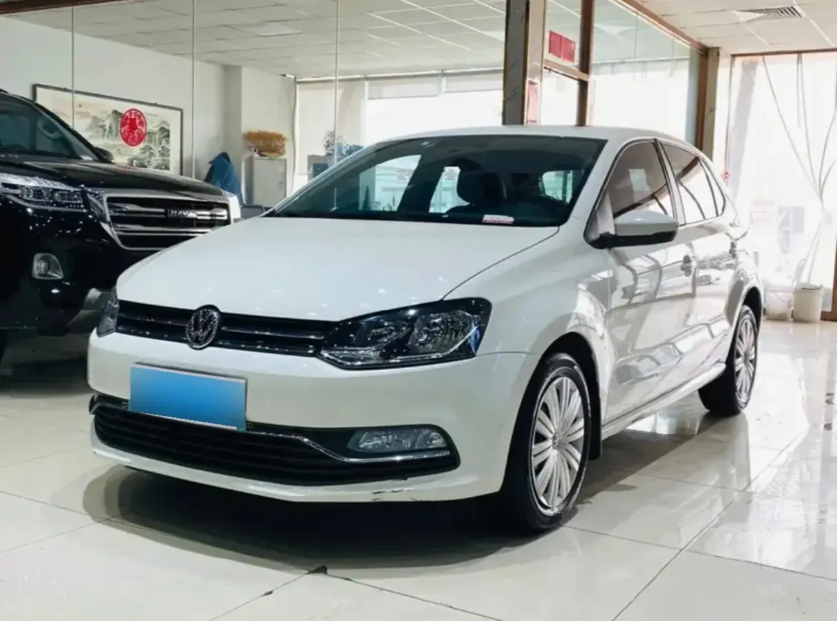 2016 Volkswagen Polo 1.4L 90HP L4 6AT