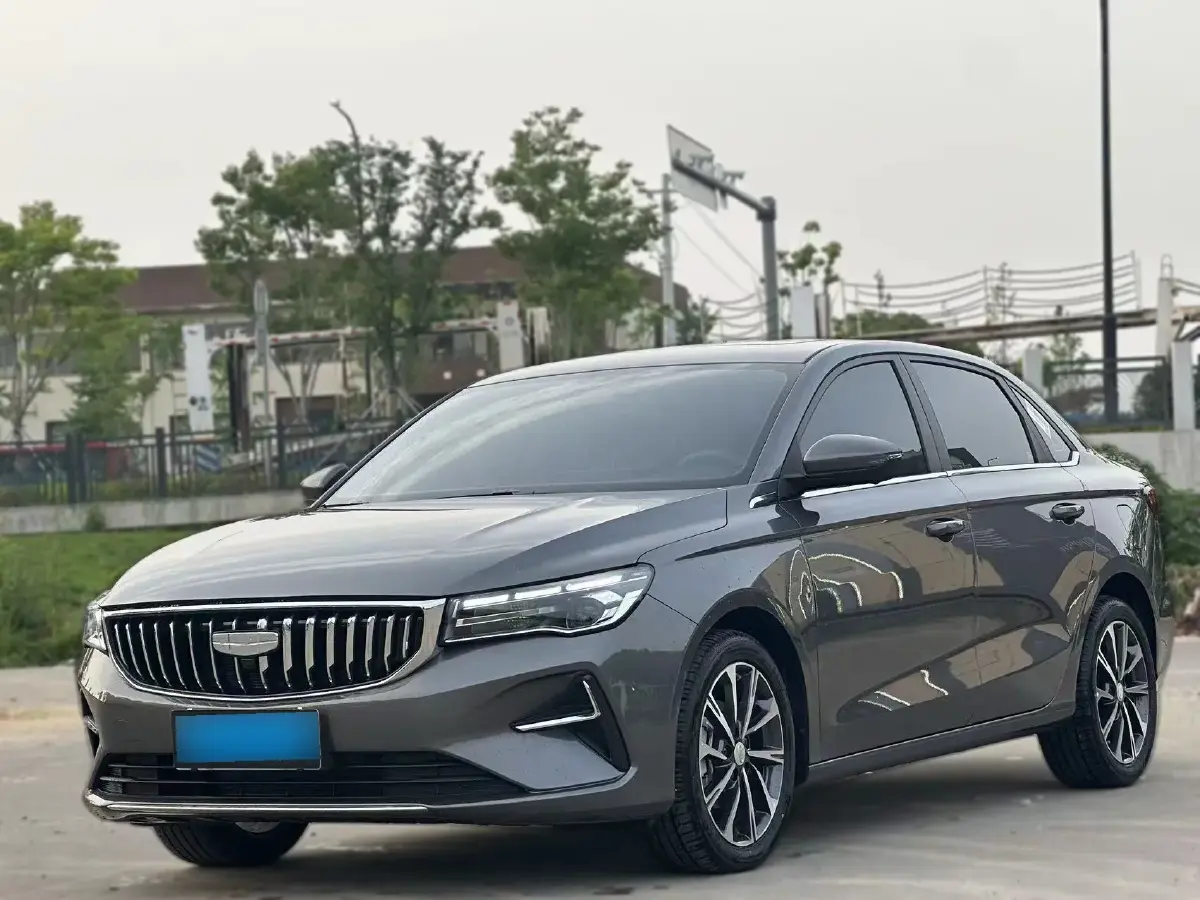 2025 Geely Emgrand 1.5L 127HP L4 CVT