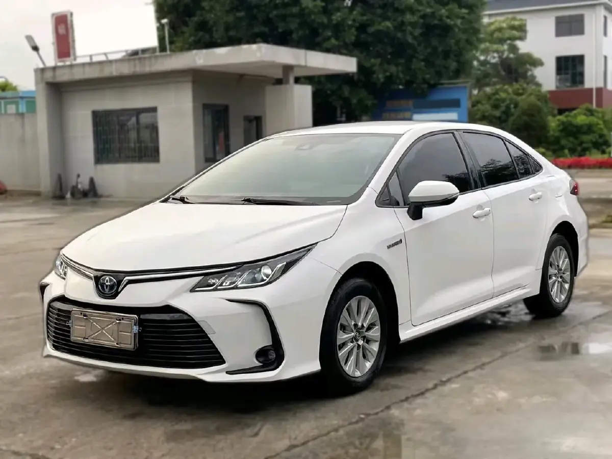2021 Toyota Corolla 1.8L 98HP L4 E-CVT Hybrid