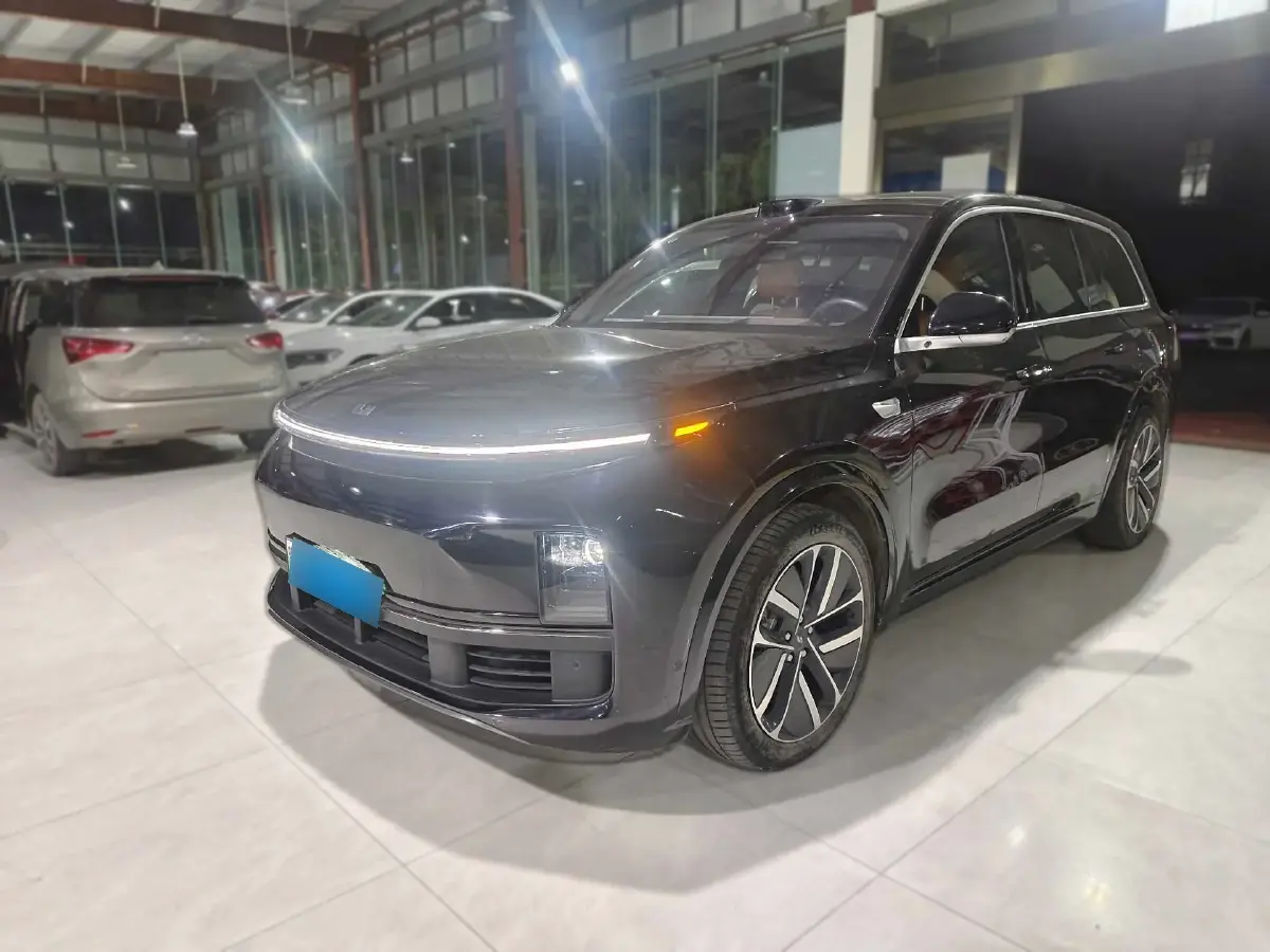 2022 Li L9 Range Extended 154HP REEV 42.6KWH