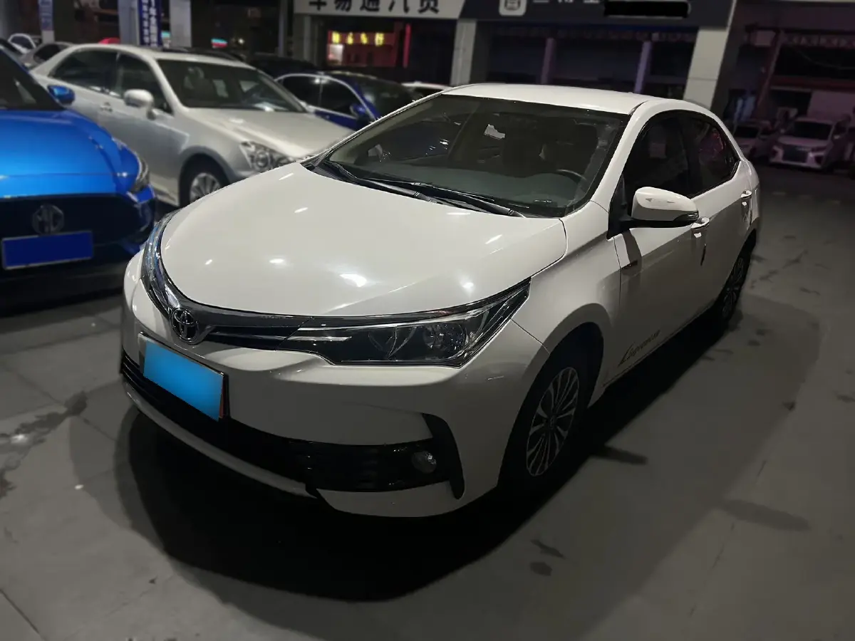 2018 Toyota Corolla 1.2T 116HP L4 CVT