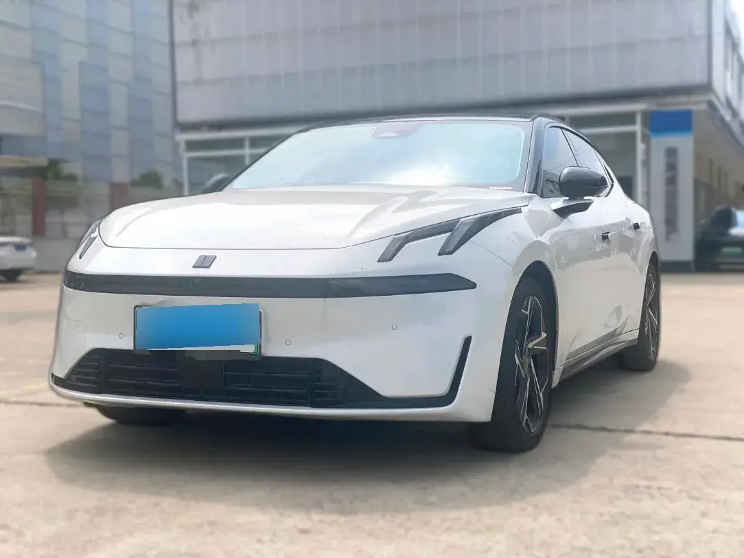 2024 LYNK&CO 07 EM-P 1.5T 163HP L4 3DHT PHEV 18.99KWH