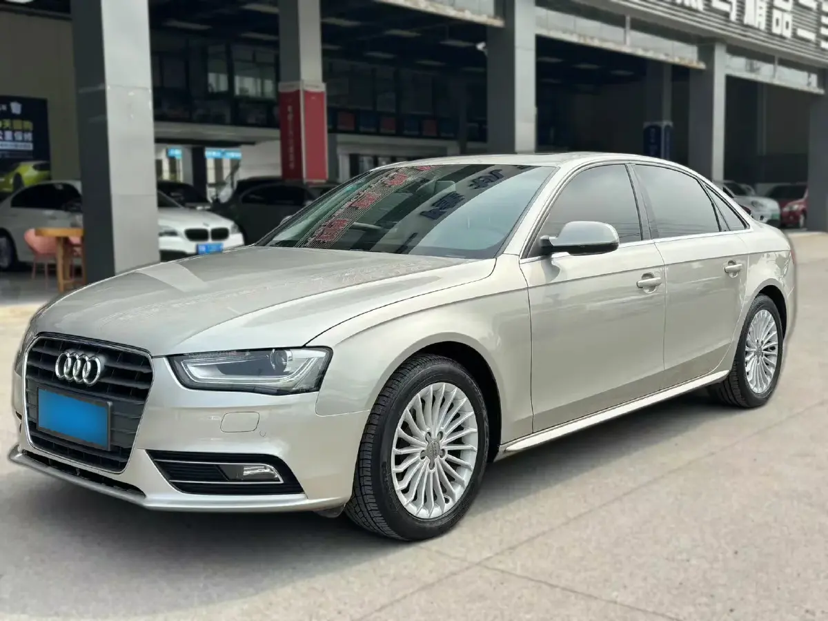 2015 Audi A4L 1.8T 160HP L4 CVT