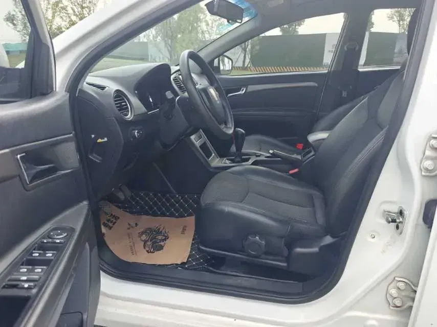 2014 Roewe 350 1.5L 109HP L4 5MT,autocango,china used car exporter,china ev exporter,chinese used car exporter,chinese used ev exporter