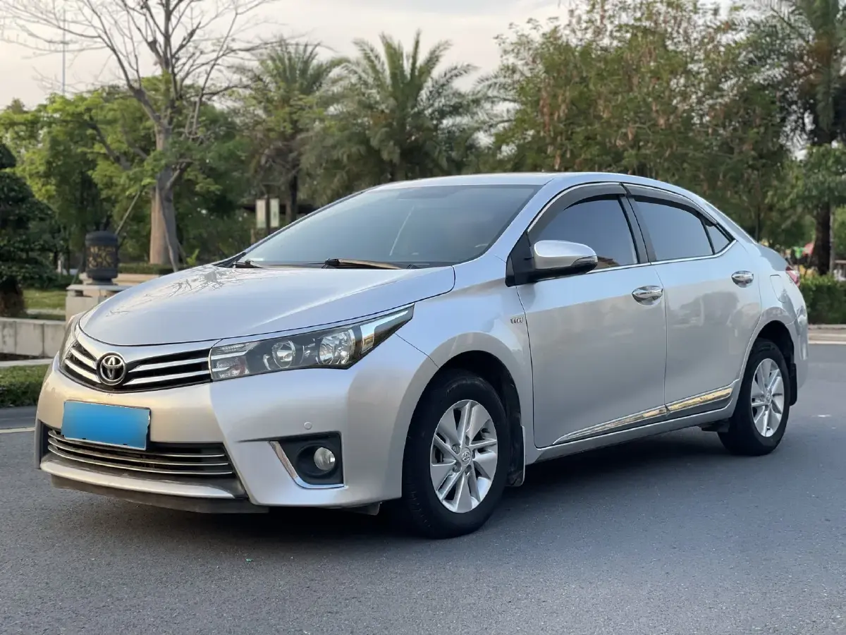 2014 Toyota Corolla 1.6L 122HP L4 CVT