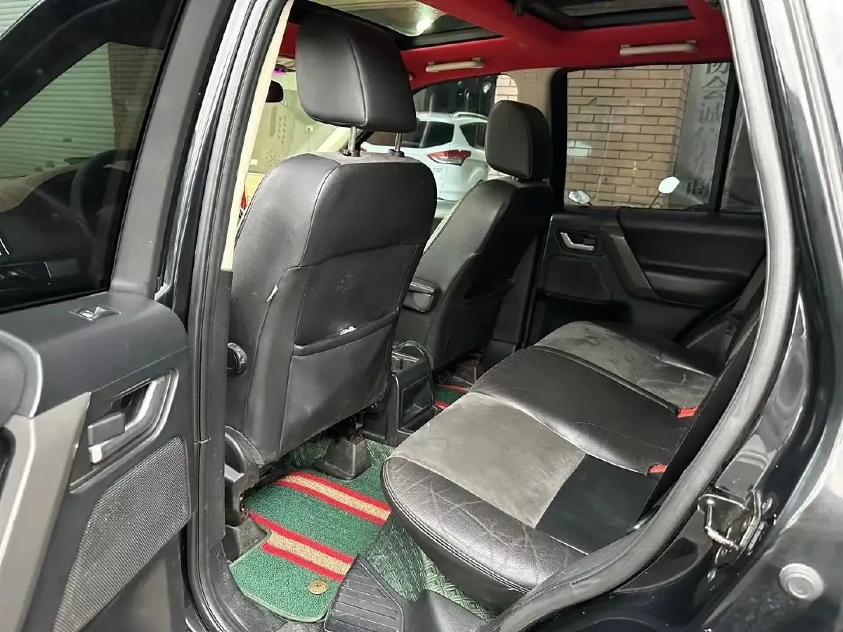 2010 Land Rover Freelander 2 2.2T 160HP L4 6AT,autocango,china used car exporter,china ev exporter,chinese used car exporter,chinese used ev exporter