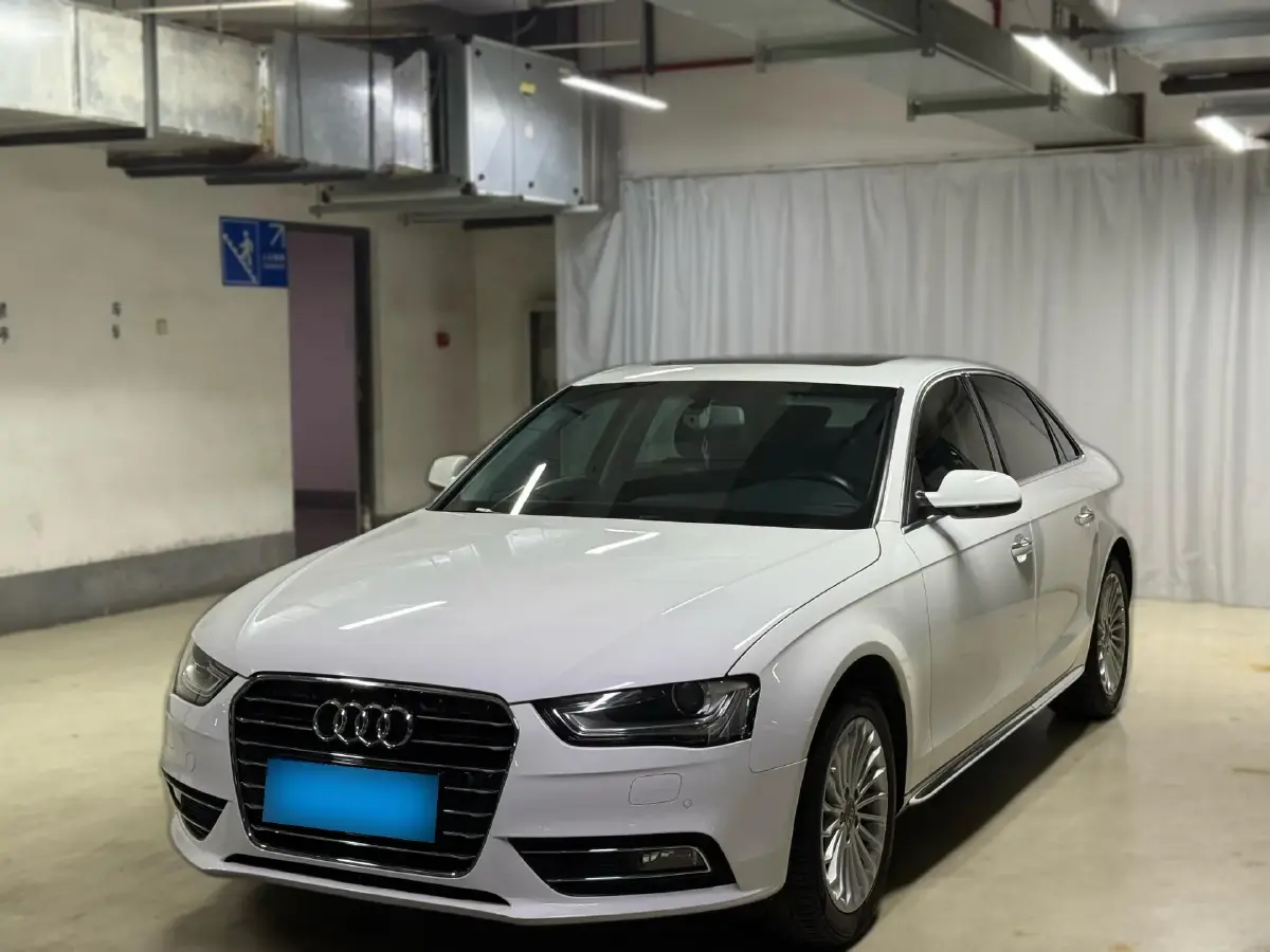 2015 Audi A4L 1.8T 160HP L4 CVT