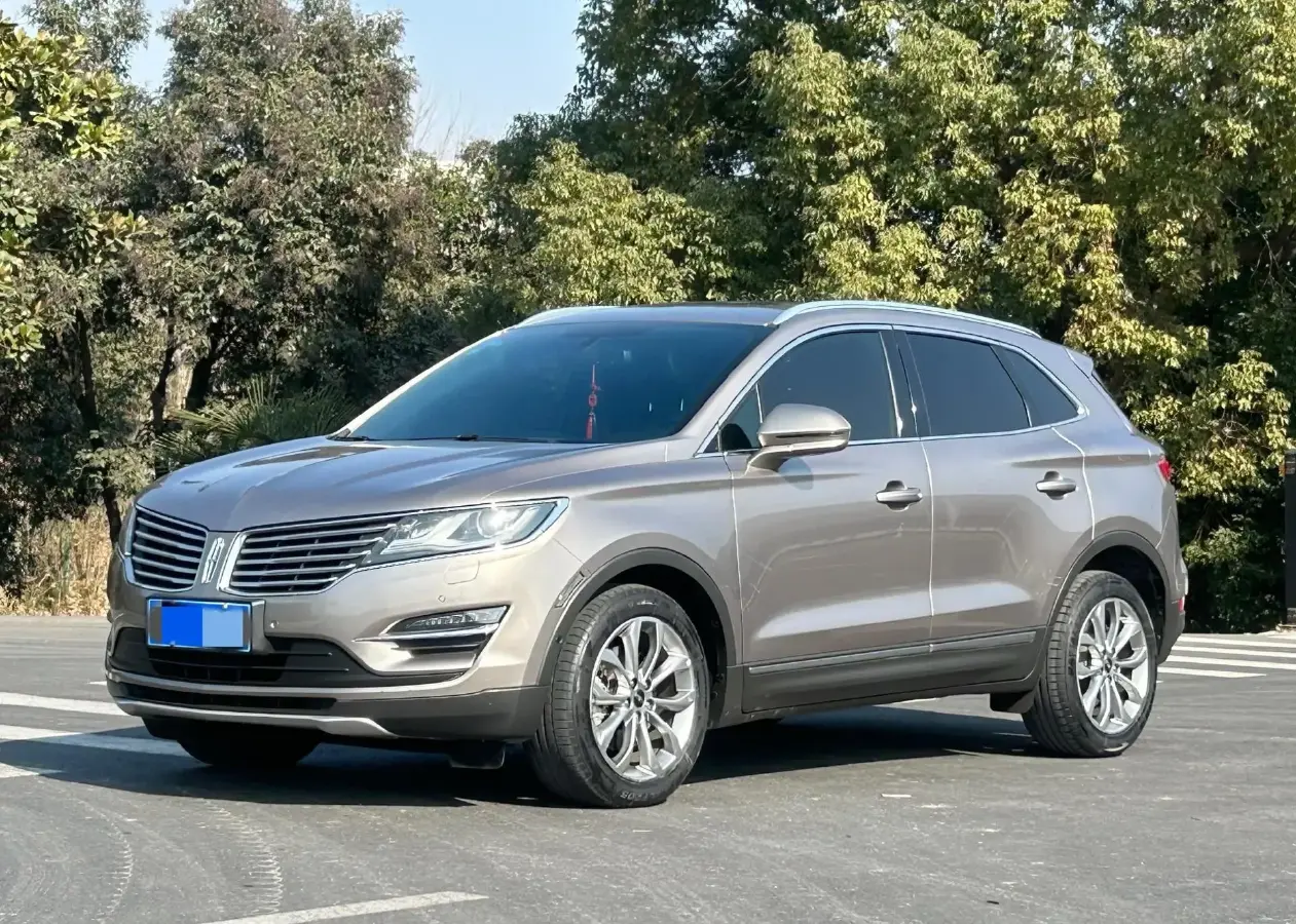 2018 Lincoln MKC 2.0T 203HP L4 6AT