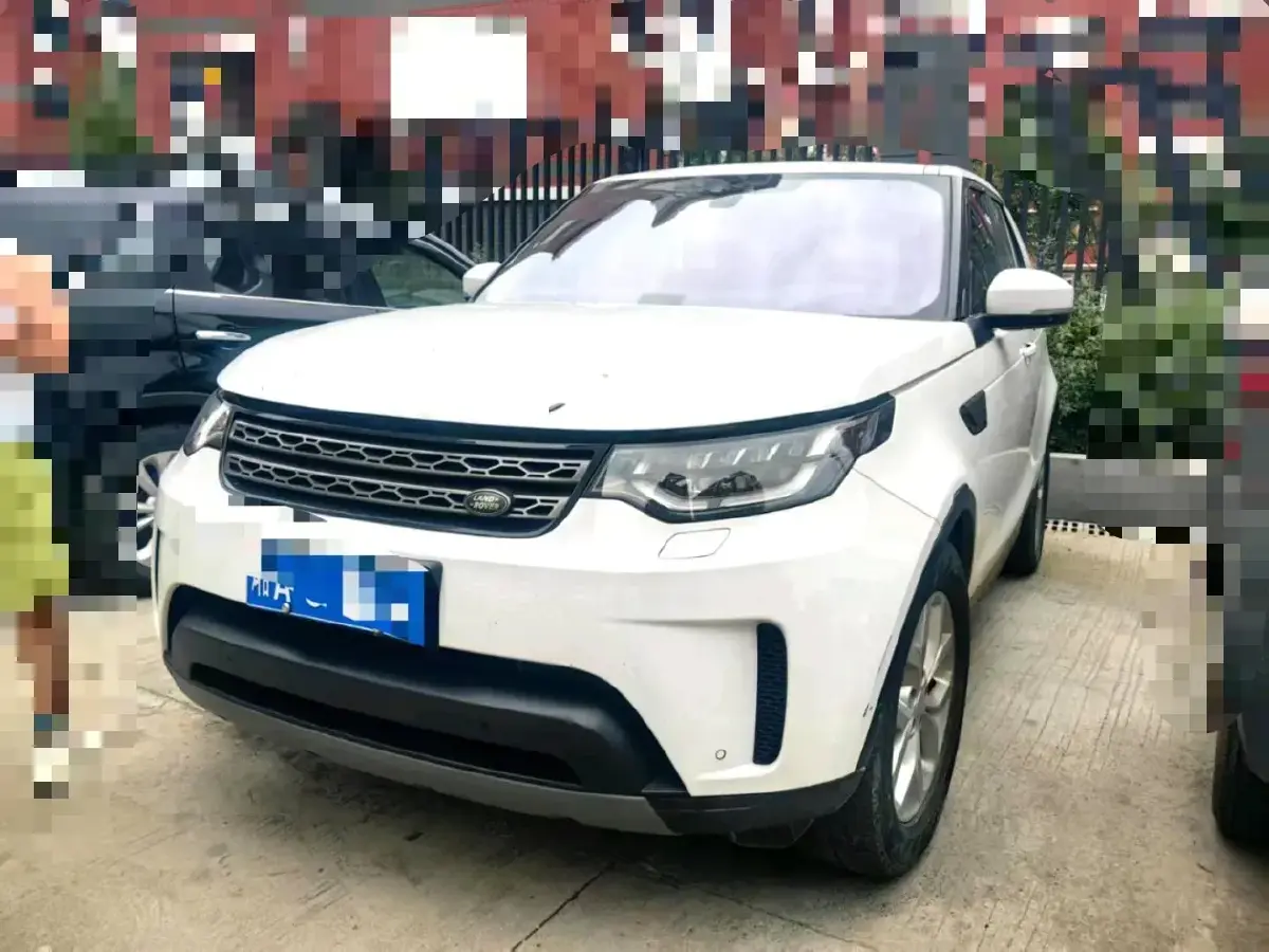 2020 Land Rover Discovery 2.0T 300HP L4 8AT