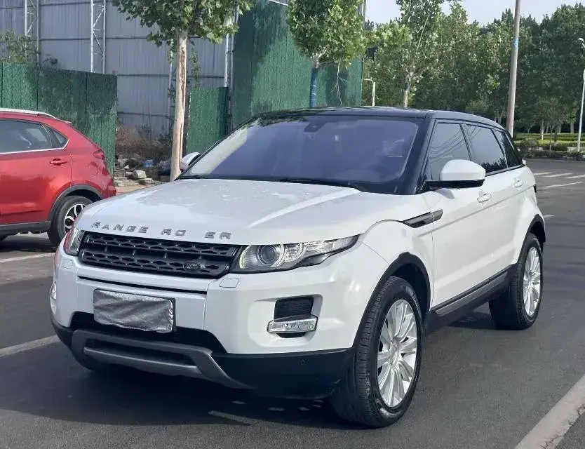 2015 Land Rover Range Rover Evoque 2.0T 241HP L4 9AT