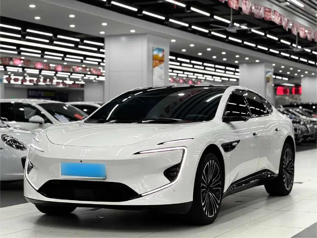 2024 Avatr 12 BEV 94.5KWH