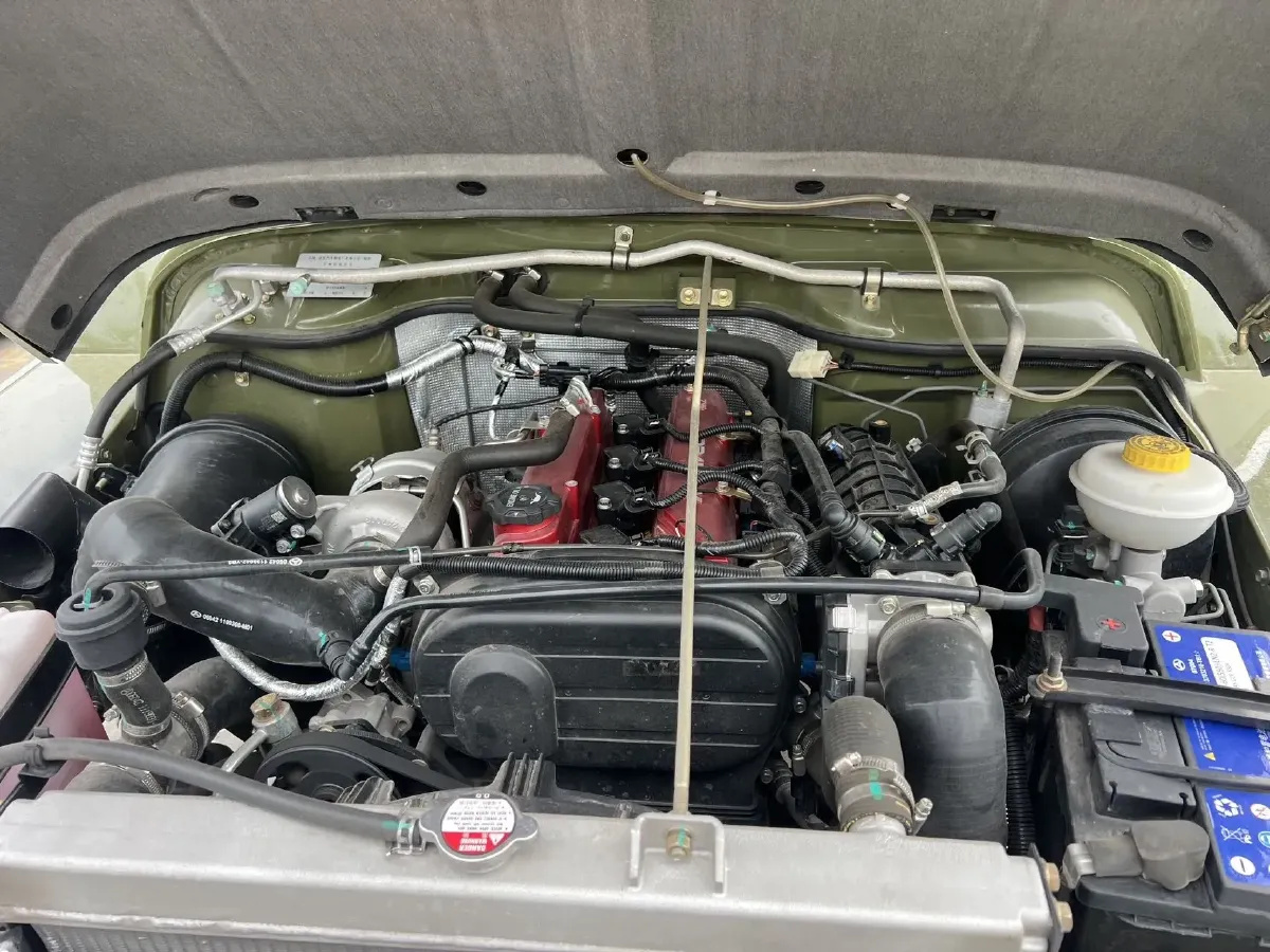 2023 BAW 212 2.4T 211HP L4 6MT,autocango,china used car exporter,china ev exporter,chinese used car exporter,chinese used ev exporter