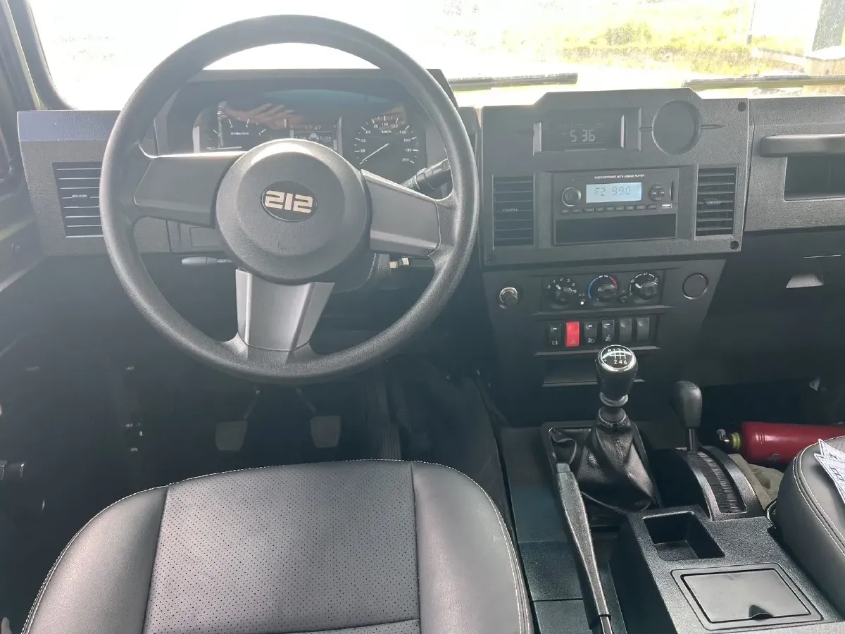 2023 BAW 212 2.4T 211HP L4 6MT,autocango,china used car exporter,china ev exporter,chinese used car exporter,chinese used ev exporter