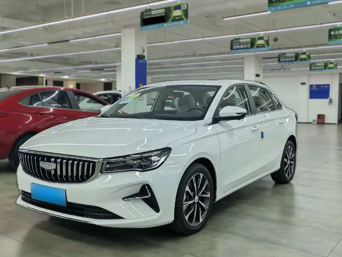 2025 Geely Emgrand 1.5L 127HP L4 CVT