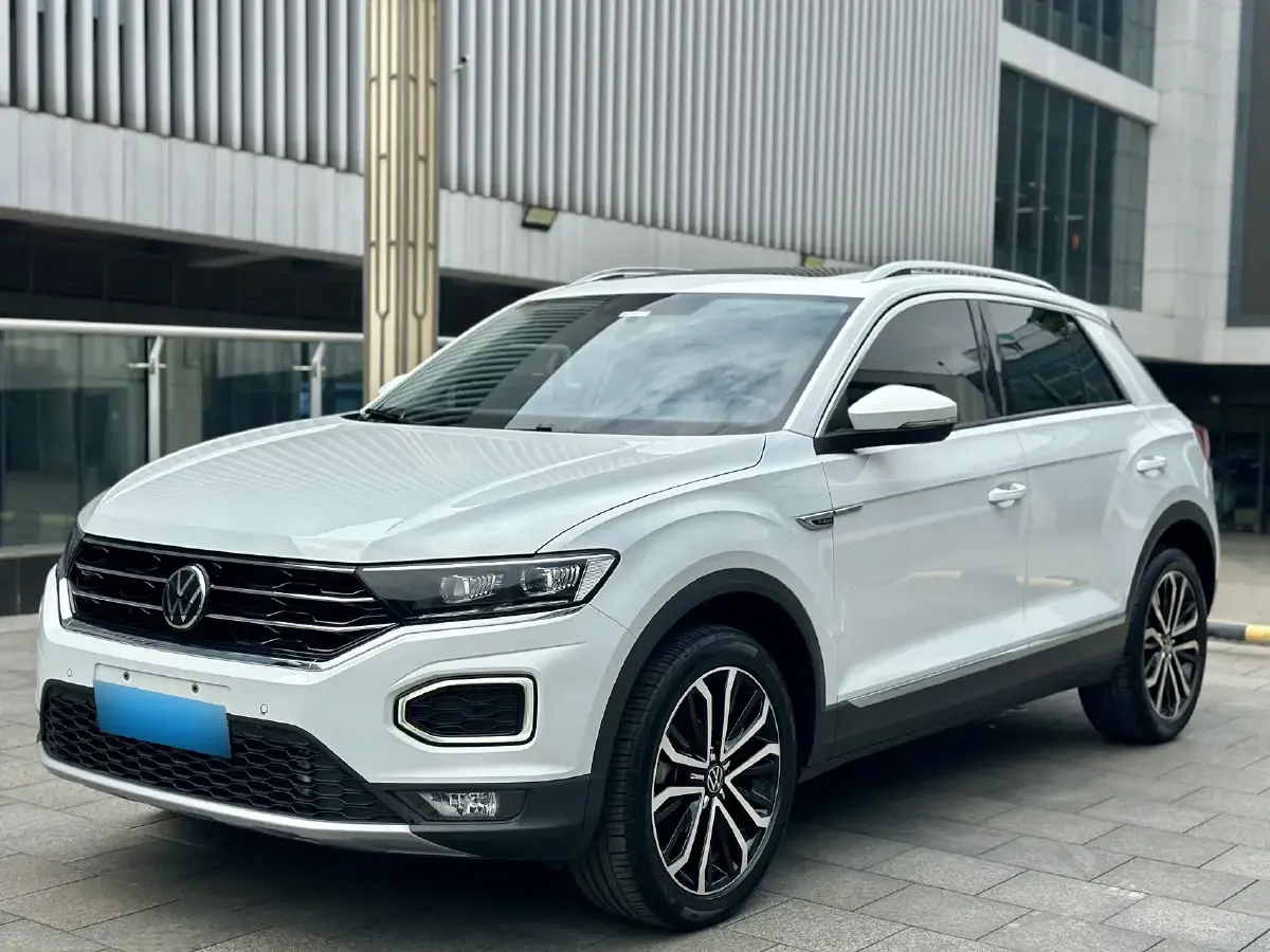 2022 Volkswagen T-Roc 1.4T 150HP L4 7DCT