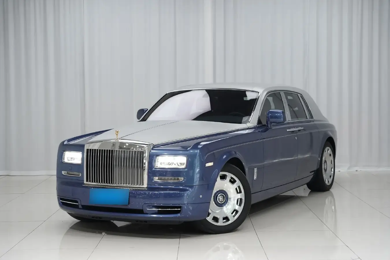 2013 Rolls-Royce Phantom 6.7L 460HP V12 8AT