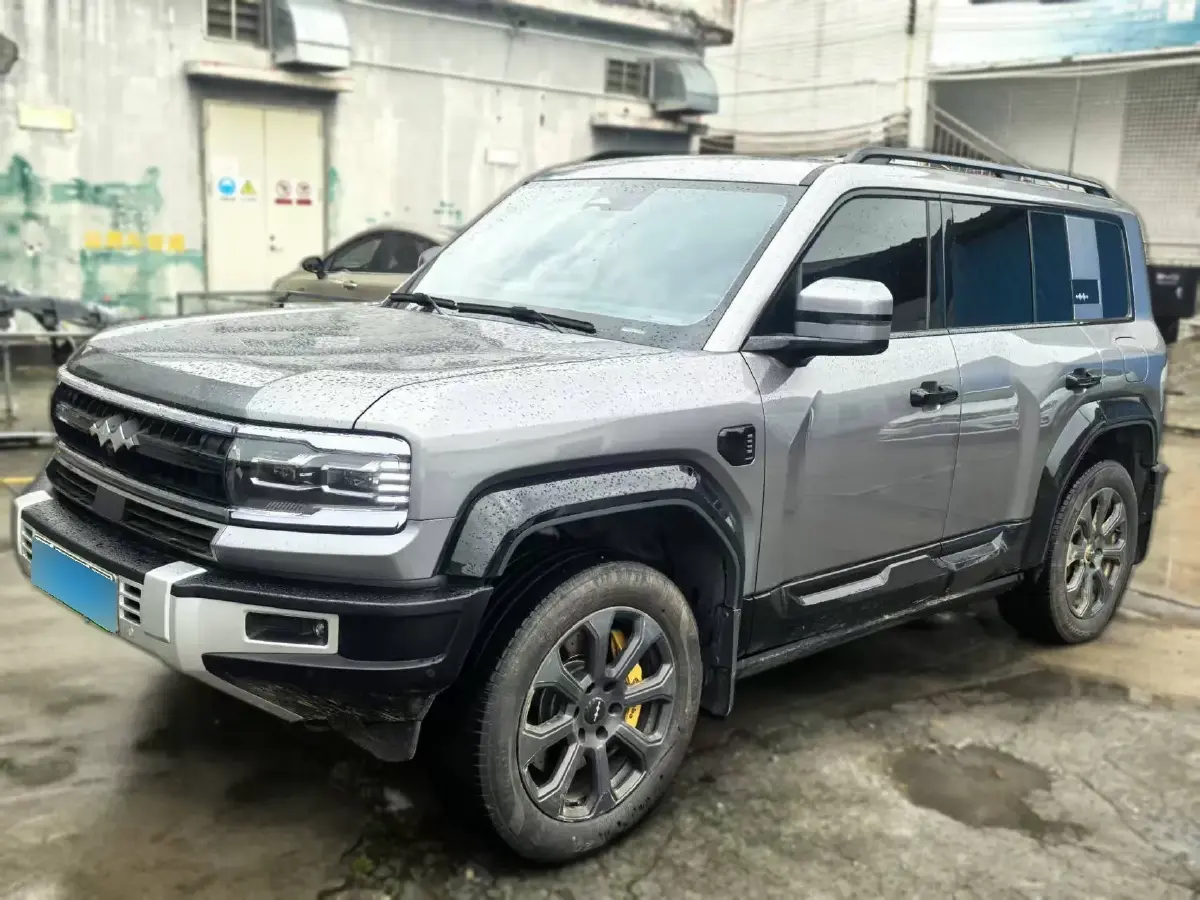 2023 FangChengBao Bao 5 1.5T 194HP L4 E-CVT PHEV 31.8KWH