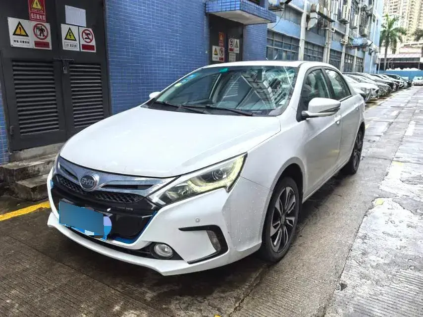 2015 BYD Qin 1.5T 154HP L4 6DCT PHEV 13KWH