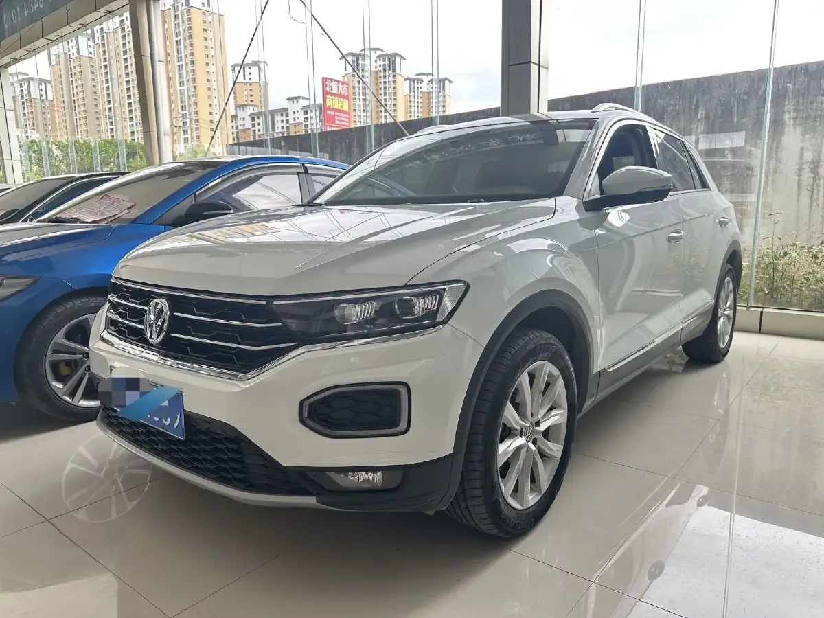 2018 Volkswagen T-Roc 1.4T 131HP L4 7DCT