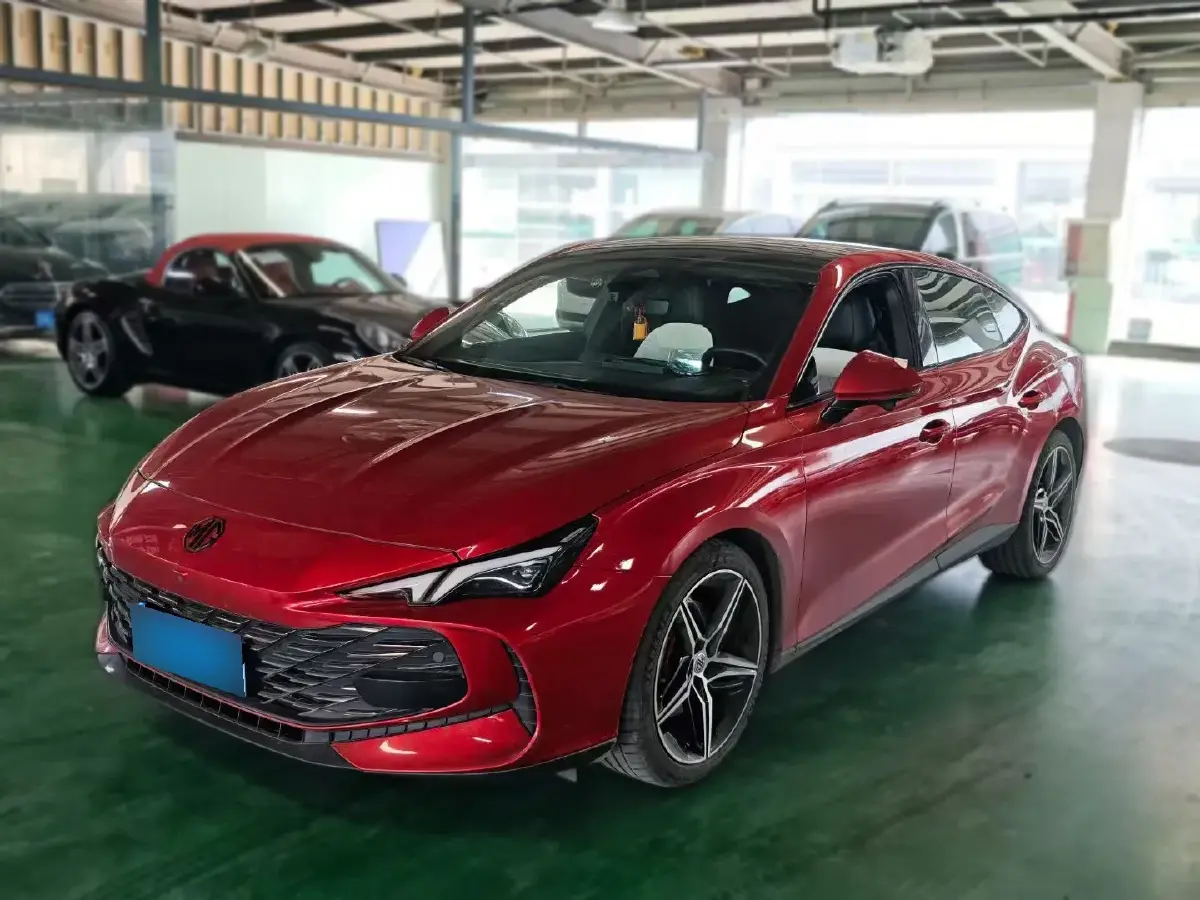2023 MG 7 2.0T 261HP L4 9AT