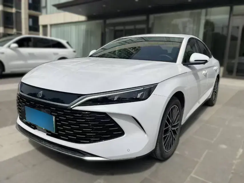 2024 BYD QinL 1.5L 101HP L4 E-CVT PHEV 15.87KWH