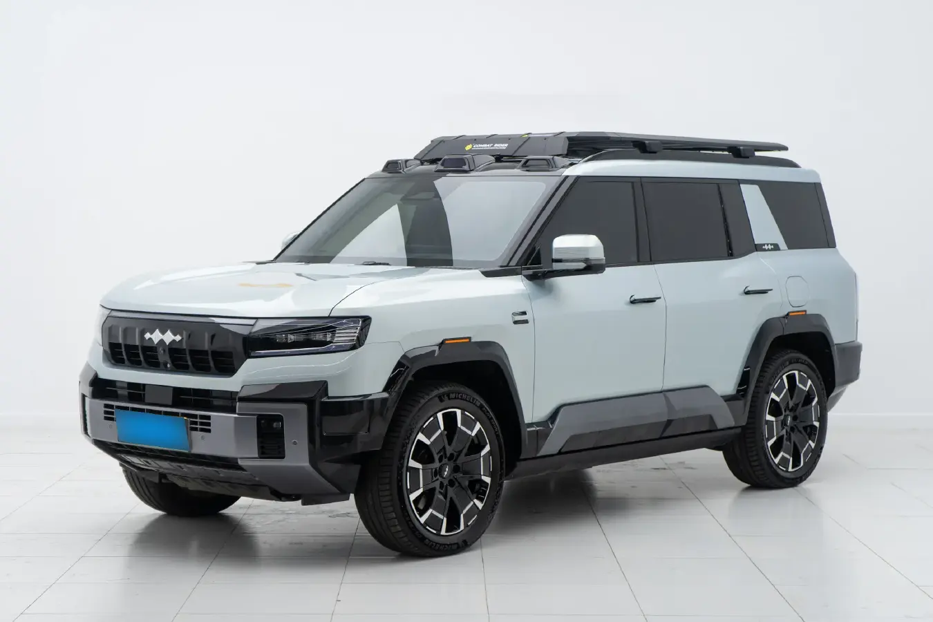 2025 FangChengBao Bao 8 2.0T 245HP L4 E-CVT PHEV 36.8KWH