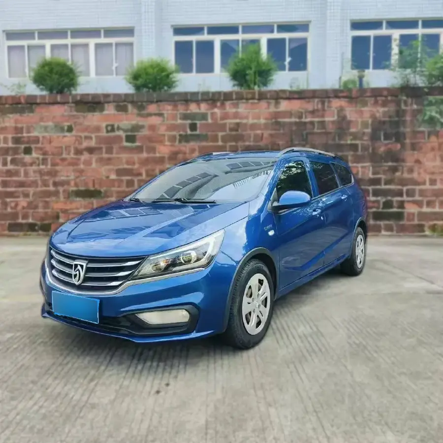 2017 BaoJun 310W 1.5L 105HP L4 6MT