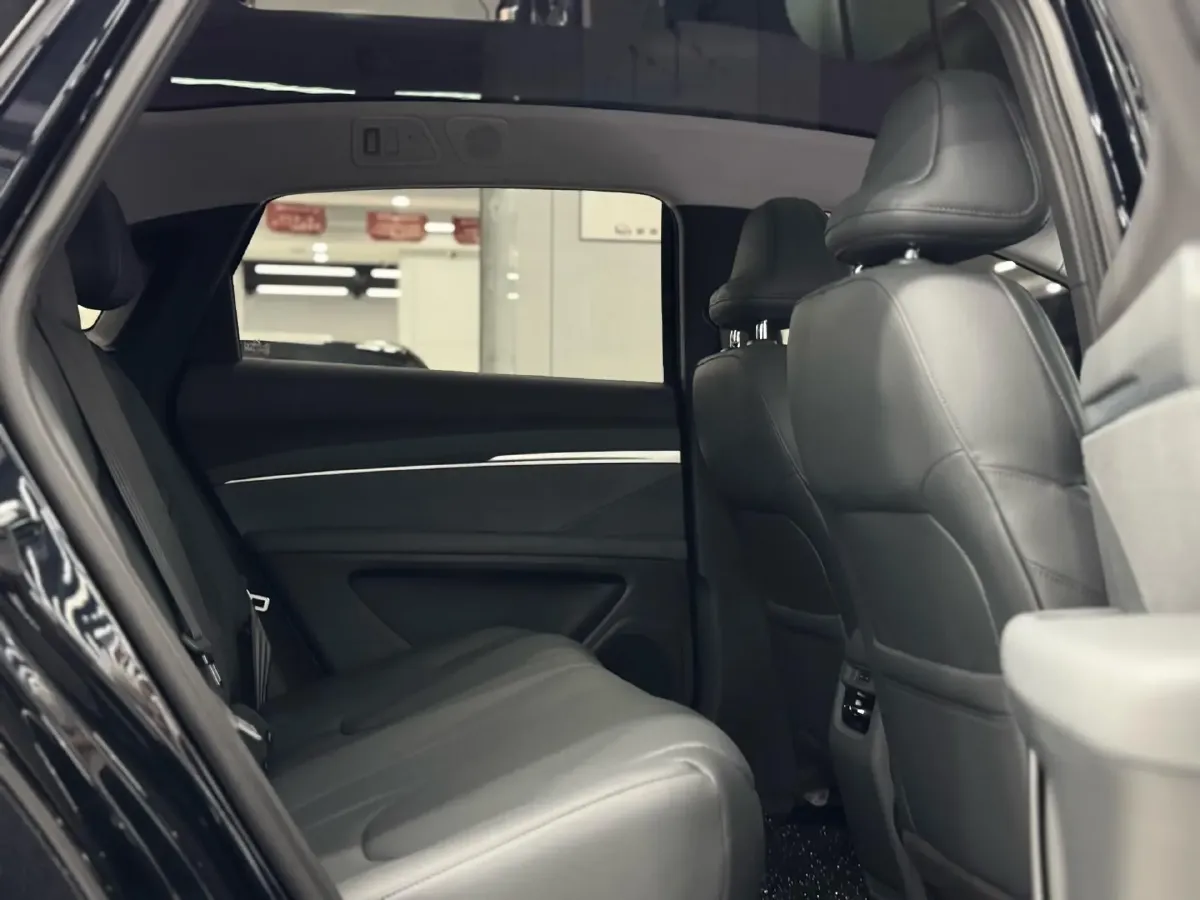 2024 Xpeng MONA M03 BEV 51.8KWH,autocango,china used car exporter,china ev exporter,chinese used car exporter,chinese used ev exporter