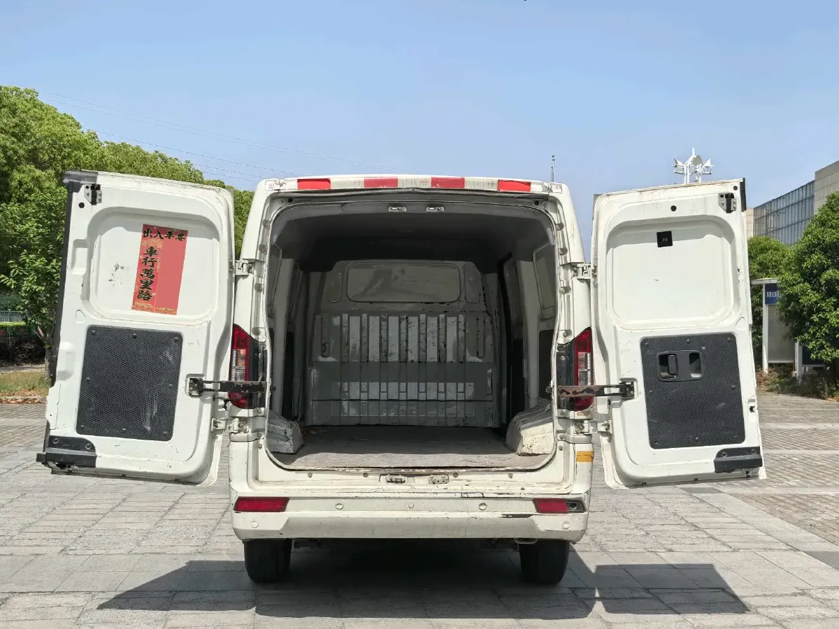 2023 DongFeng DFAC YuFeng EM26 BEV 41.47KWH,autocango,china used car exporter,china ev exporter,chinese used car exporter,chinese used ev exporter