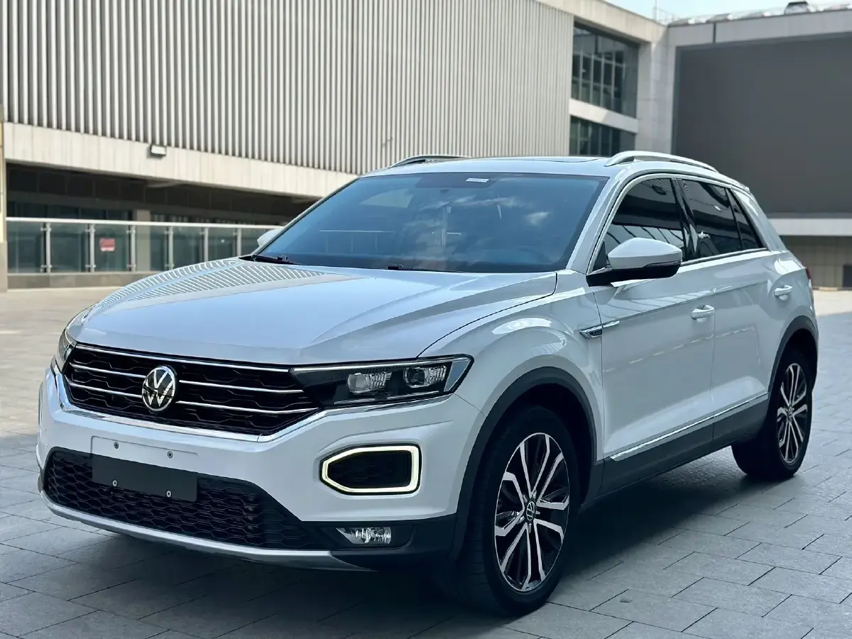 2021 Volkswagen T-Roc 1.4T 150HP L4 7DCT