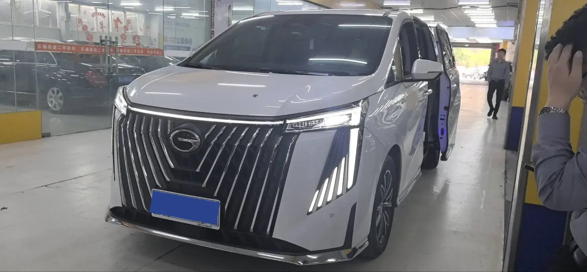 2024 GAC Trumpchi M8 2.0T 252HP L4 8AT