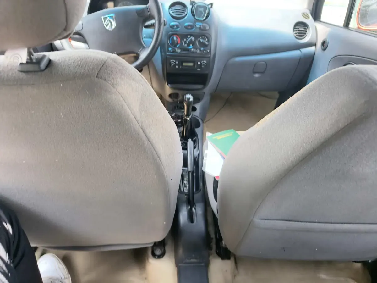 2012 BaoJun LeChi 1.0L 69HP L4 5MT,autocango,china used car exporter,china ev exporter,chinese used car exporter,chinese used ev exporter