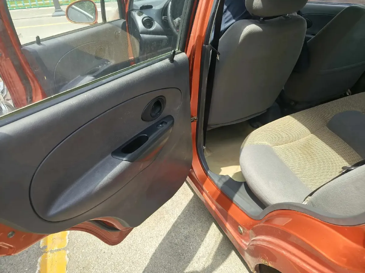 2012 BaoJun LeChi 1.0L 69HP L4 5MT,autocango,china used car exporter,china ev exporter,chinese used car exporter,chinese used ev exporter