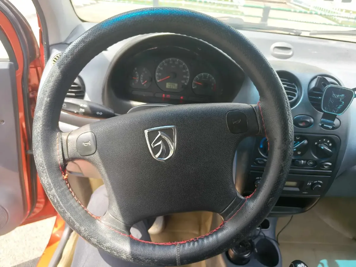 2012 BaoJun LeChi 1.0L 69HP L4 5MT,autocango,china used car exporter,china ev exporter,chinese used car exporter,chinese used ev exporter