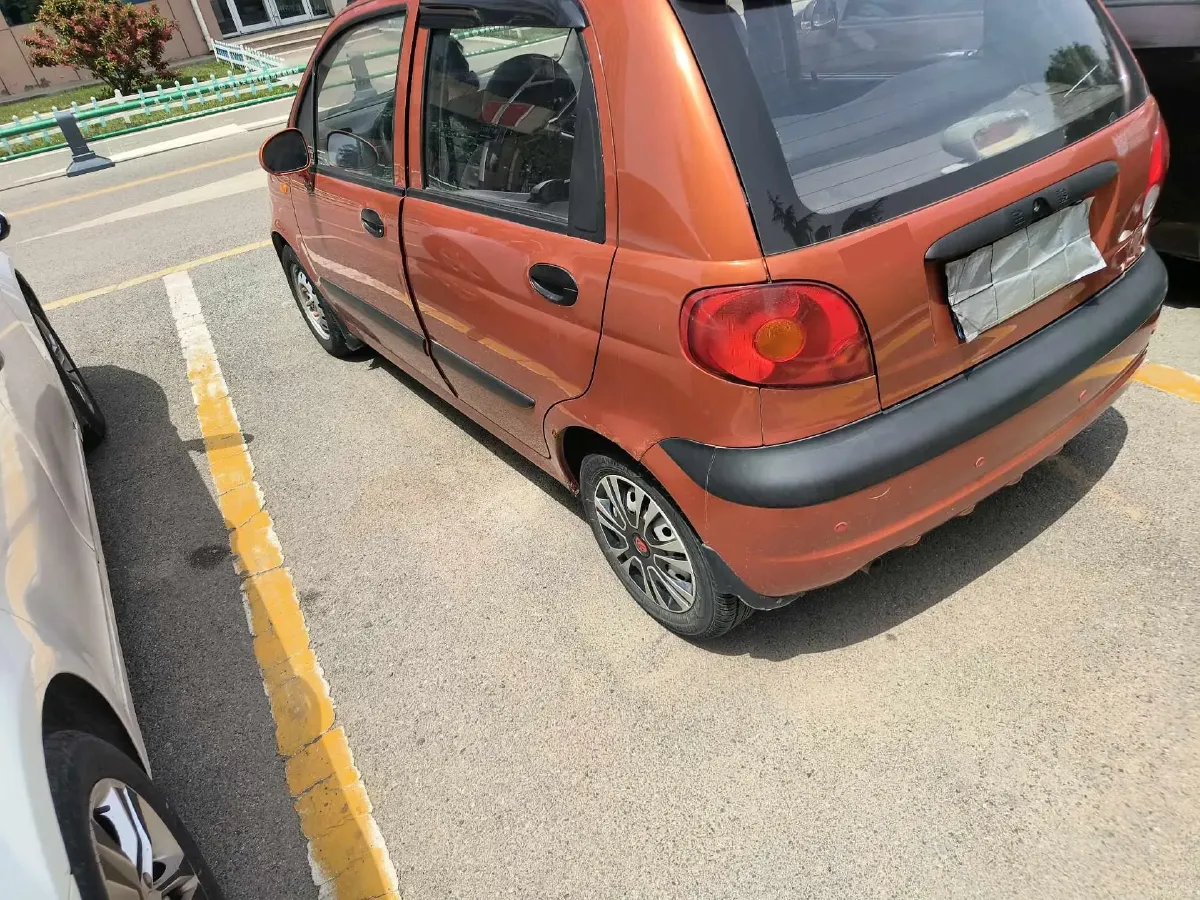 2012 BaoJun LeChi 1.0L 69HP L4 5MT,autocango,china used car exporter,china ev exporter,chinese used car exporter,chinese used ev exporter