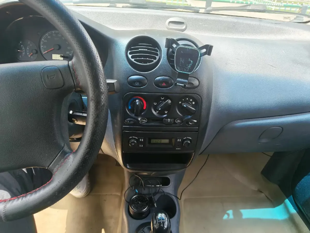 2012 BaoJun LeChi 1.0L 69HP L4 5MT,autocango,china used car exporter,china ev exporter,chinese used car exporter,chinese used ev exporter