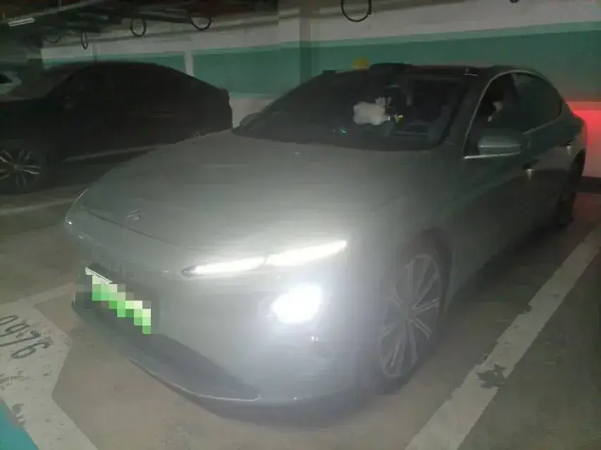 2024 NIO ET7 BEV 75KWH