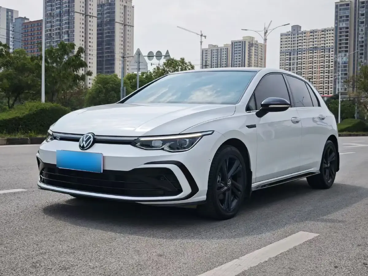 2023 Volkswagen Golf 1.4T 150HP L4 7DCT