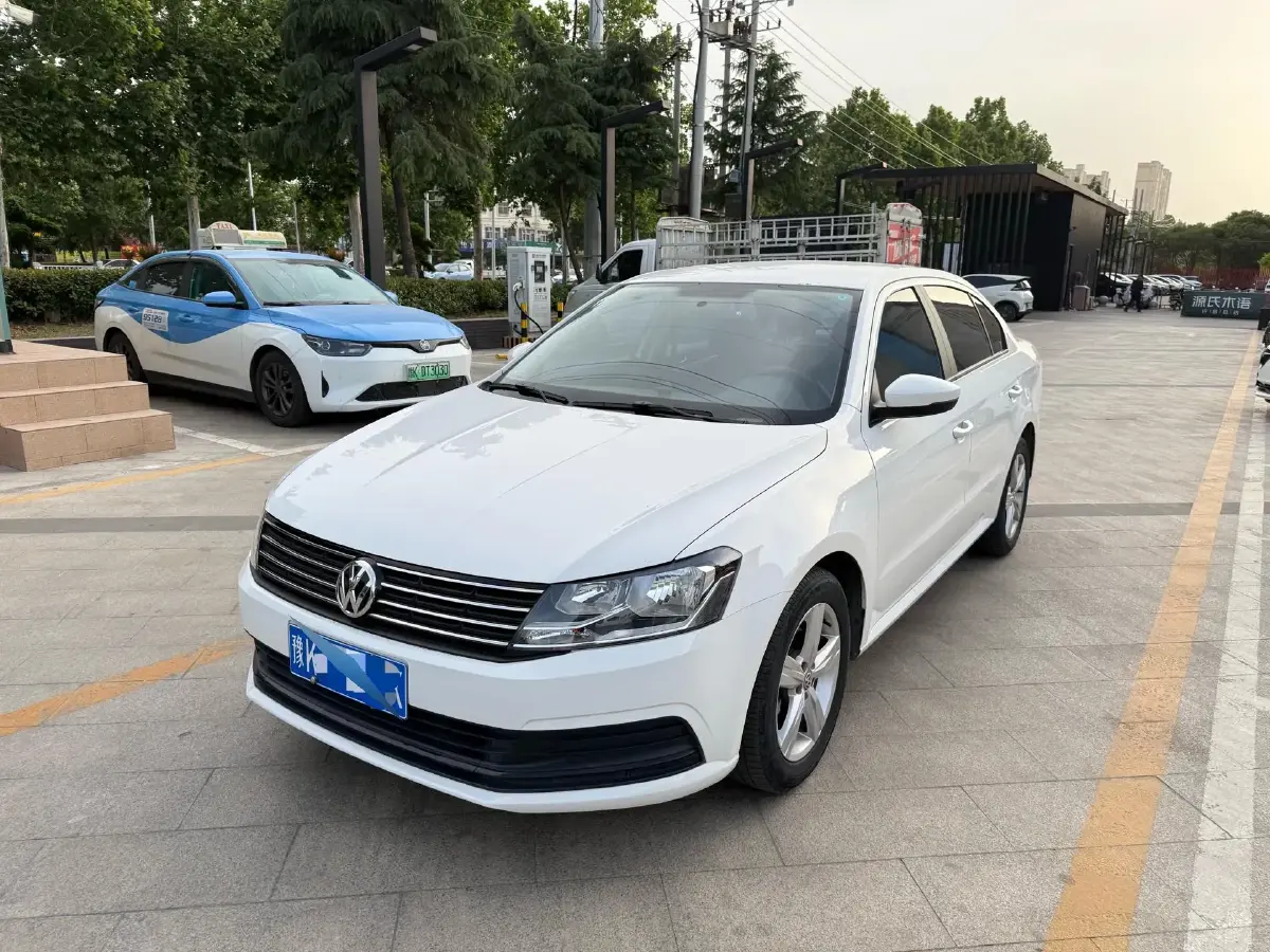 2017 Volkswagen Lavida 1.6L 110HP L4 6AT