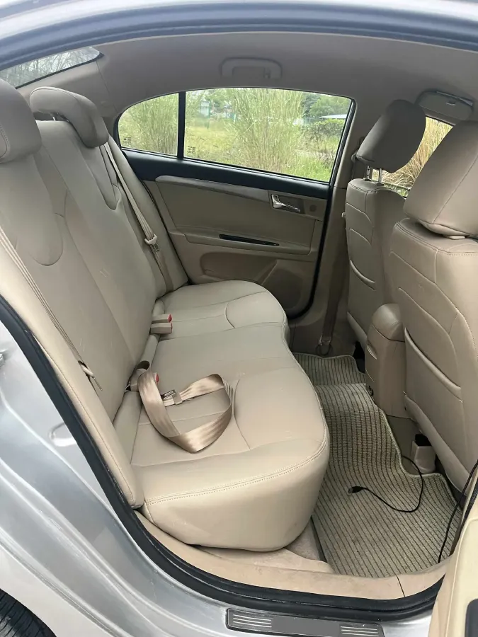 2010 Roewe 350 1.5L 109HP L4 4AT,autocango,china used car exporter,china ev exporter,chinese used car exporter,chinese used ev exporter