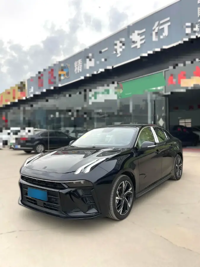 2025 LYNK&CO 03 1.5T 181HP L4 7DCT