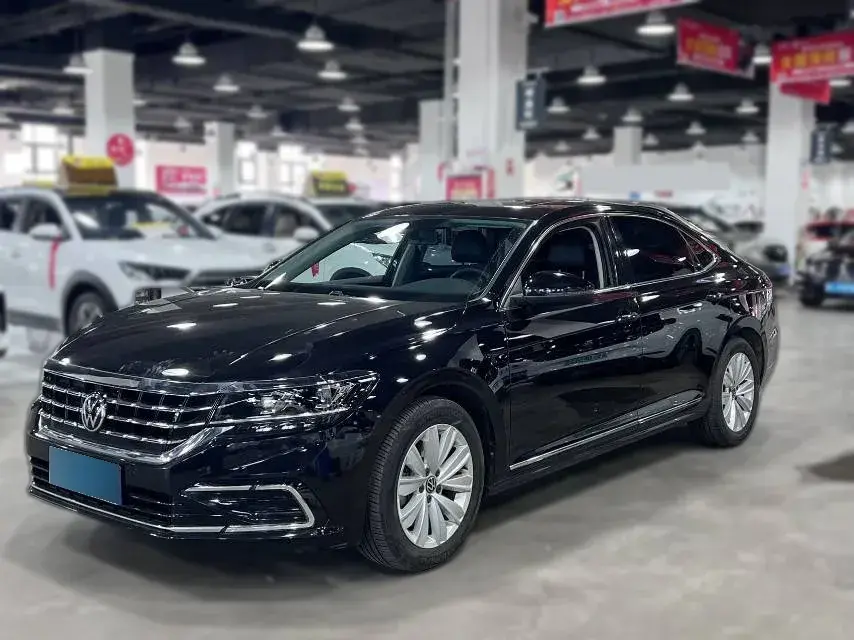2021 Volkswagen Passat 2.0T 186HP L4 7DCT