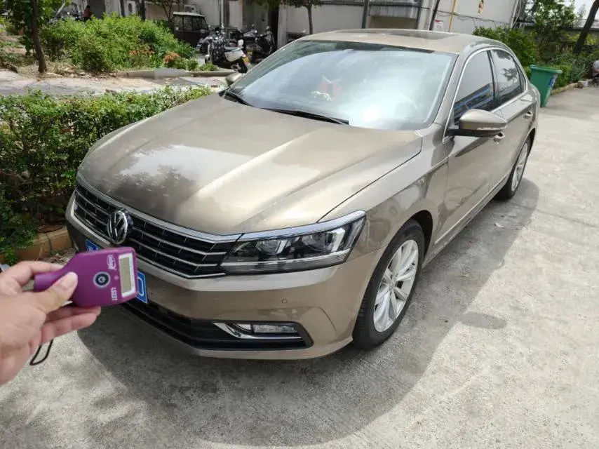 2017 Volkswagen Passat 1.4T 150HP L4 7DCT