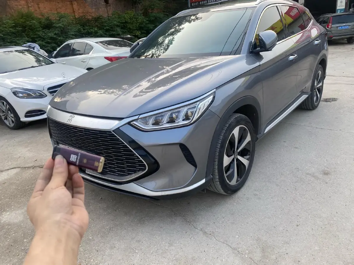 2021 BYD Song Plus 1.5L 110HP L4 E-CVT PHEV 18.3KWH